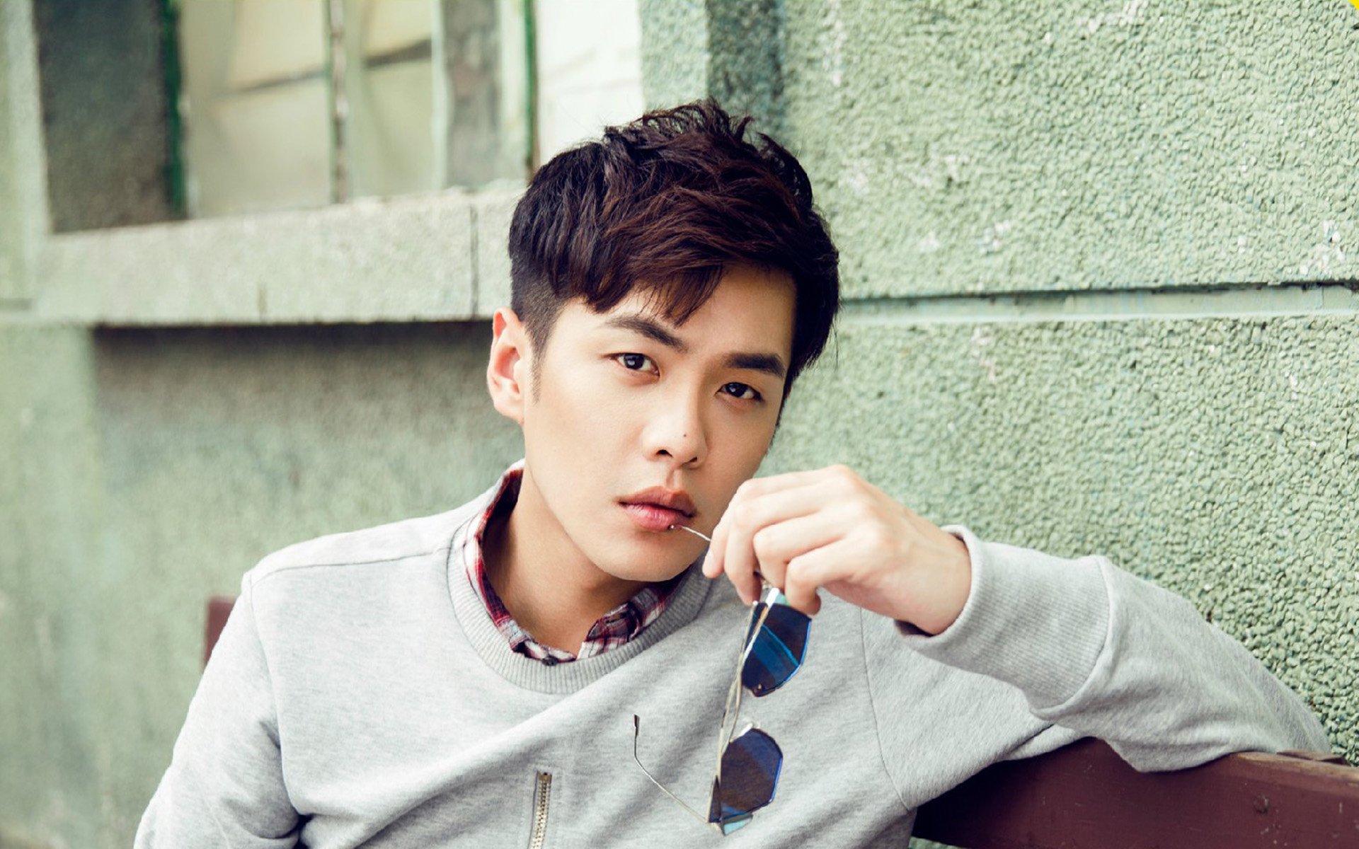 fb体育电竞-山东泰山主帅调整阵容应对密集赛程，山东泰山队主力阵容