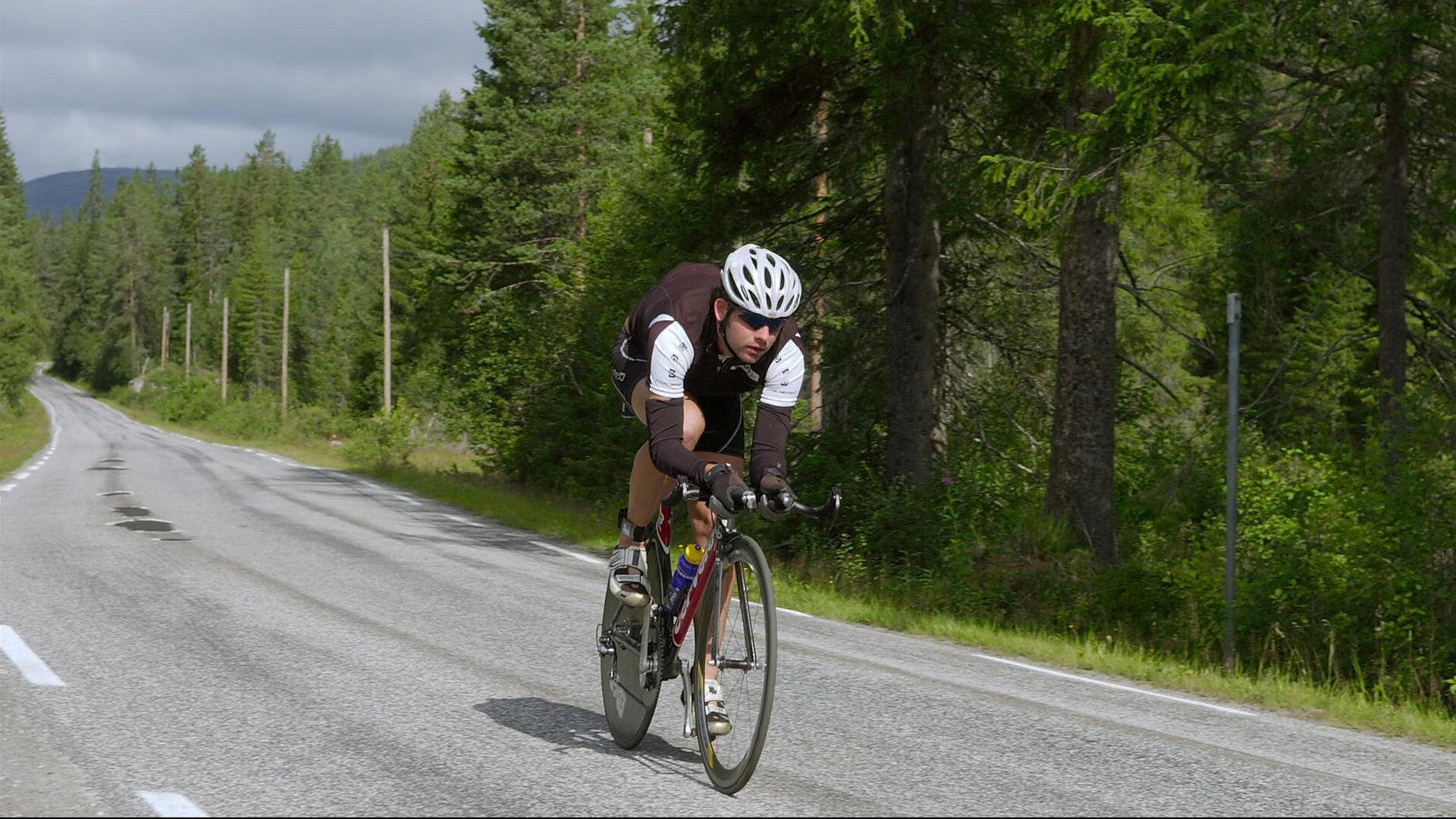 fb体育官网首页-奥尔韦拉稳扎稳打锁定决赛席位，奥厄 vs 维尔茨堡